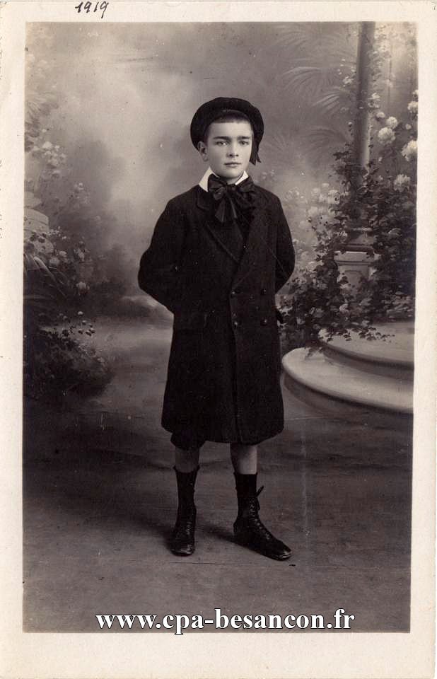BESANÇON - Portrait d enfant